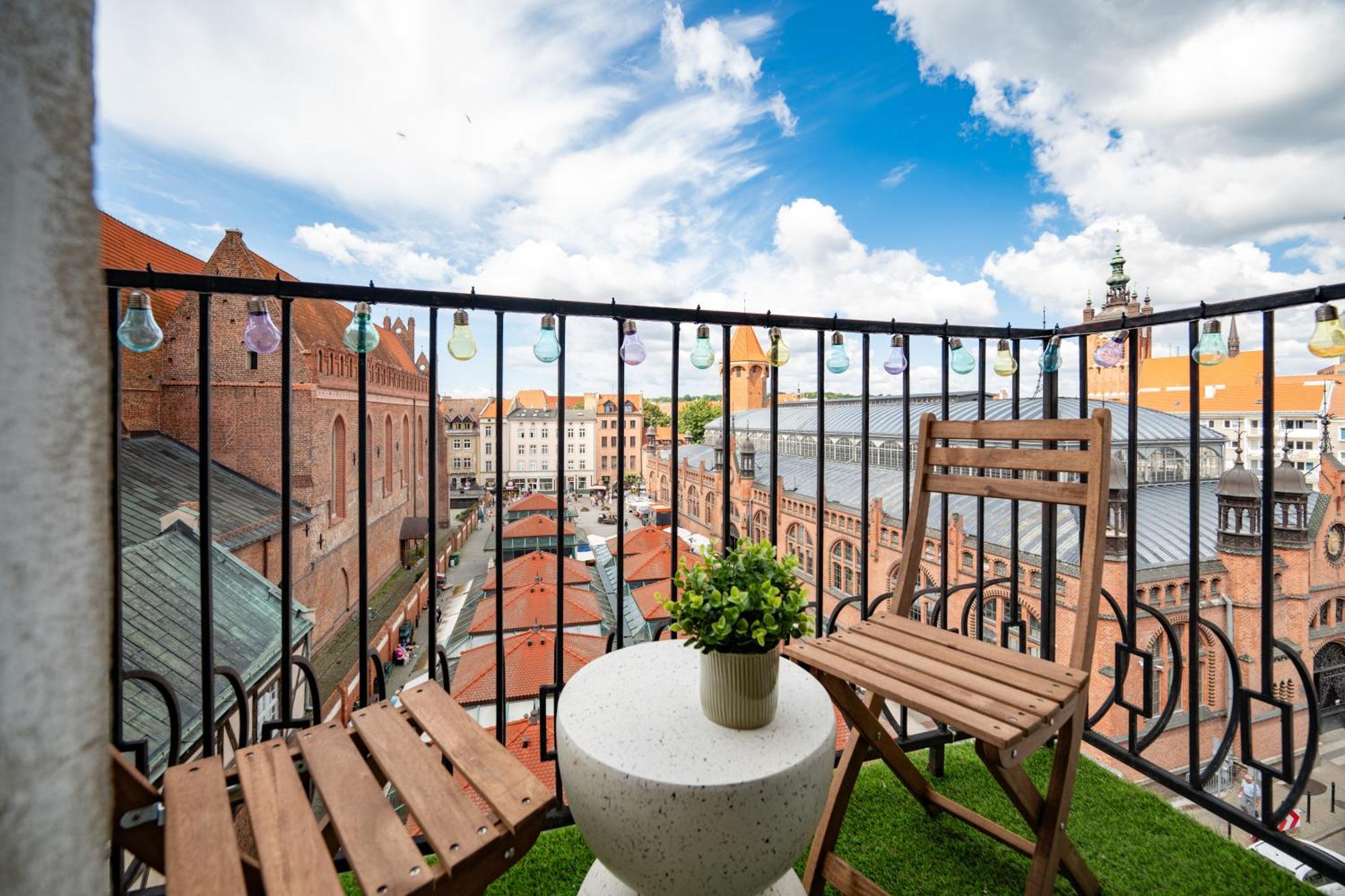 Stunning With Balcony Huoneisto *
